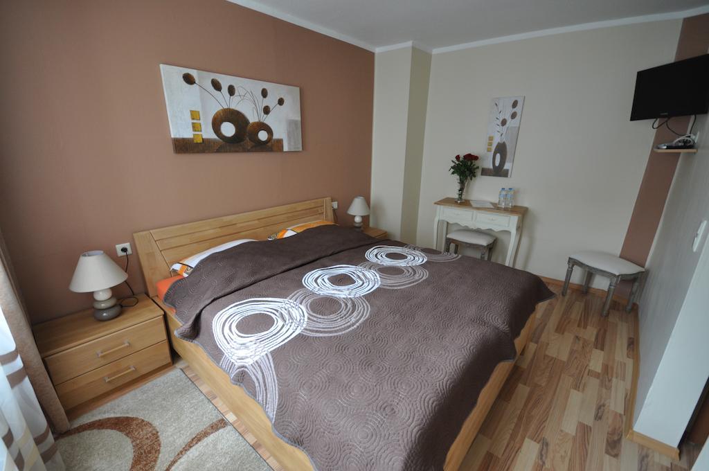 Hotel Restaurant "Athen" Münstermaifeld المظهر الخارجي الصورة